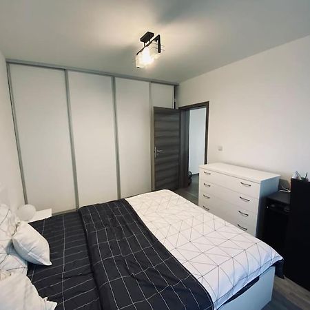 Apartament 2 Camere Modern Si Confortabil Giroc Eksteriør billede